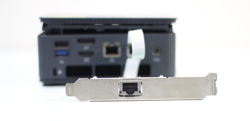 AOOSTARミニPCと拡張用RJ45 LANポートモジュール(10Gbps)