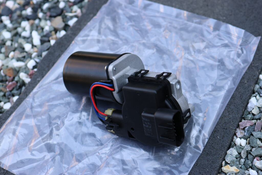 ハマーH2用の新しいワイパーモーター部品