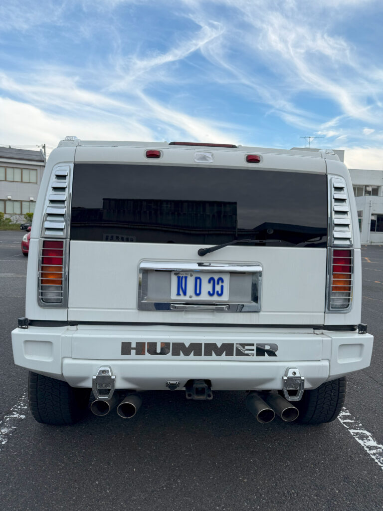 2003年式ハマーH2のリア外観。ユーザー車検に向けて撮影した後方ビュー。